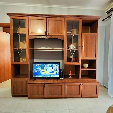One Bd Flat Near Center With 24H Self Check In Apartment ติรานา ภายนอก รูปภาพ
